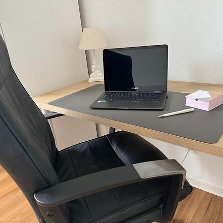 Modern & Grosszuegig! Ideal Fuer Familie & Arbeit Linden  Exteriör bild
